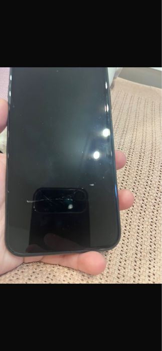 Продам IPhone XR