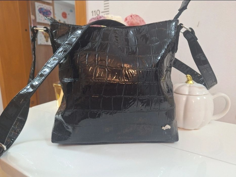 Geanta de umar/stil postas Carpisa