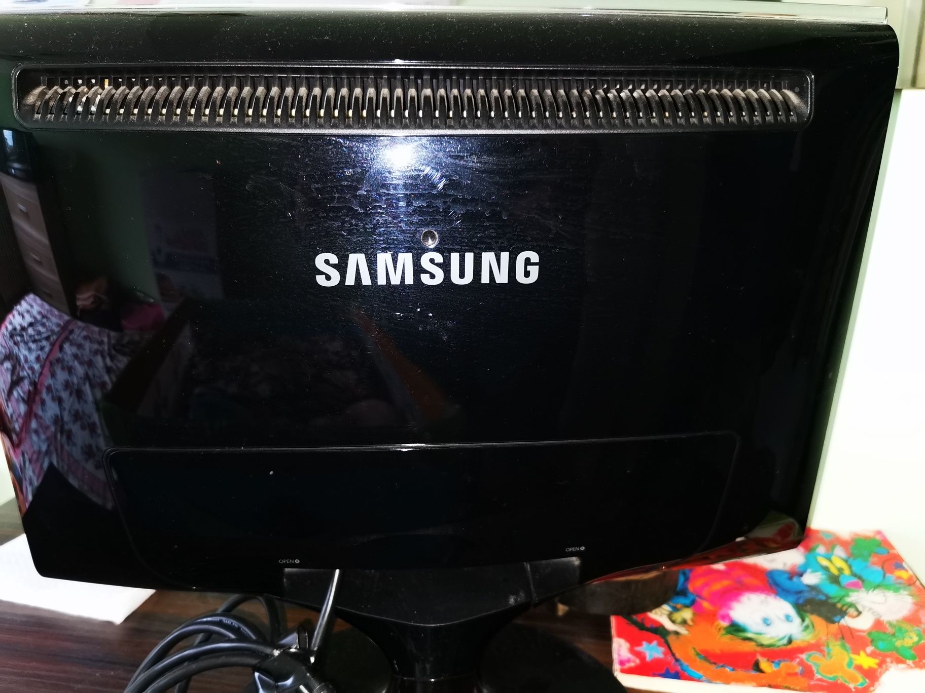Монитор Samsung Перфектно състояние