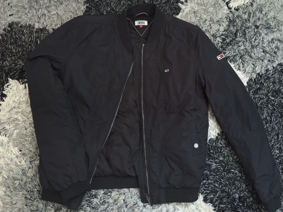 Geaca Tommy Hilfiger marimea M