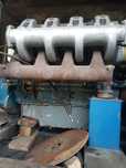 Motor provenit de la un generator electric V8