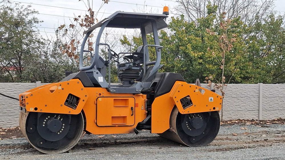 Vibrocompactor HAMM 12T