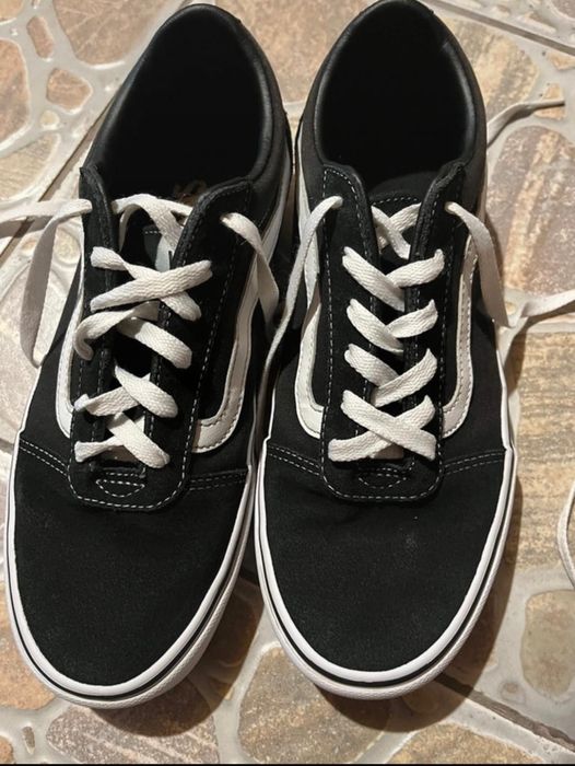 Adidasi Vans, stare buna