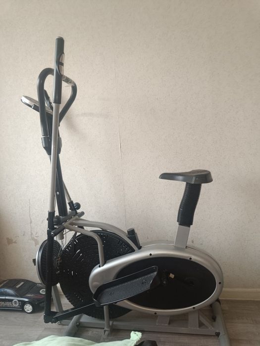 Тренажерный велосипед