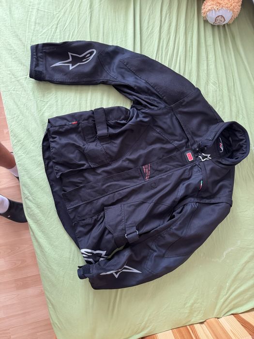 Яке за мотор алпин старс