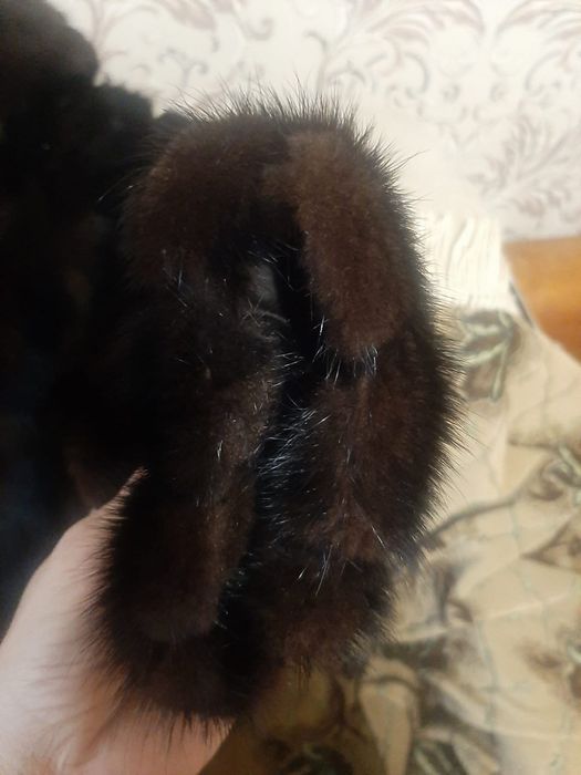 Продам шубу б.у в хорошем состоянии