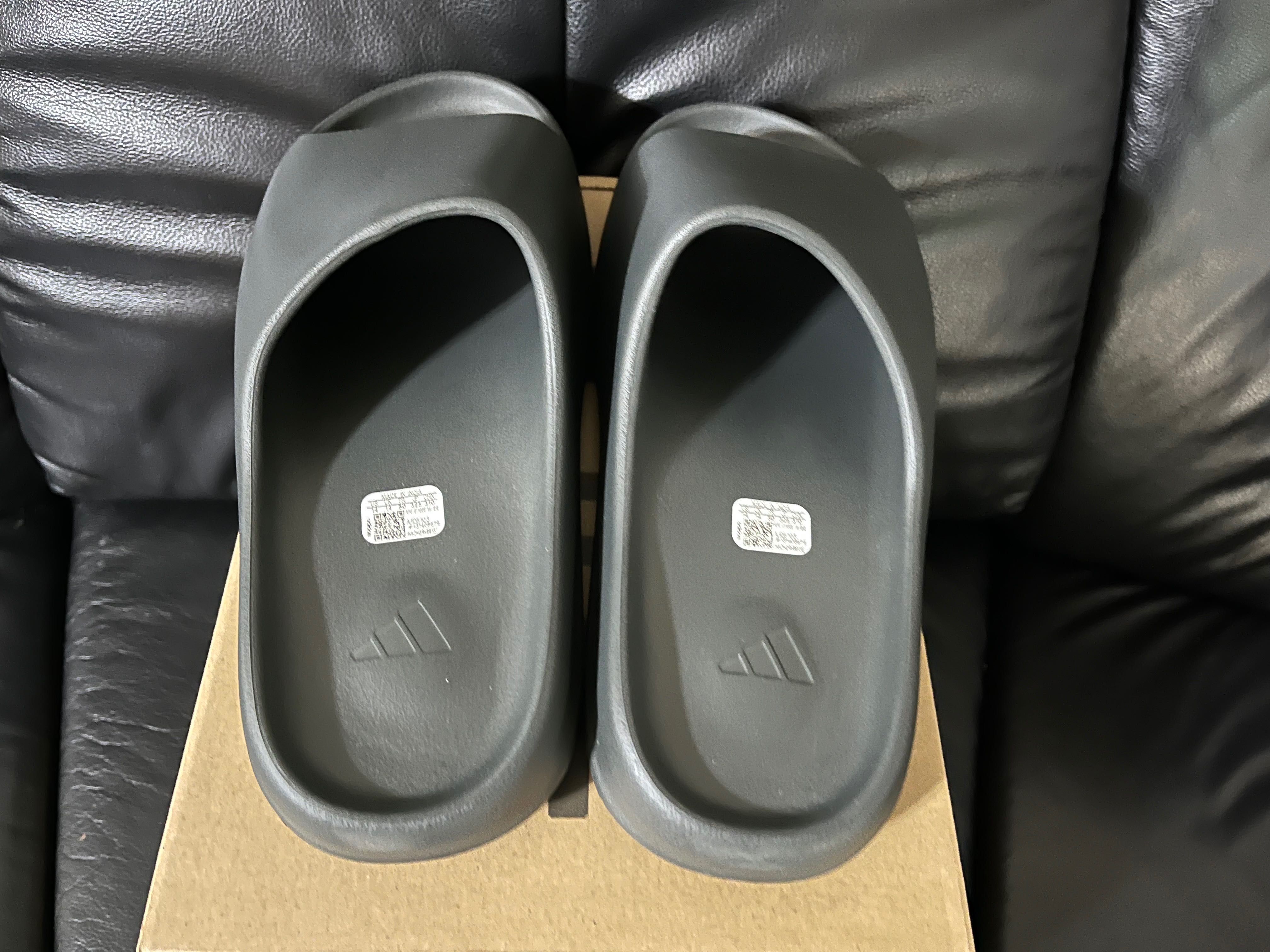 Yeezy Slide Onyx Adidas Original Papuci