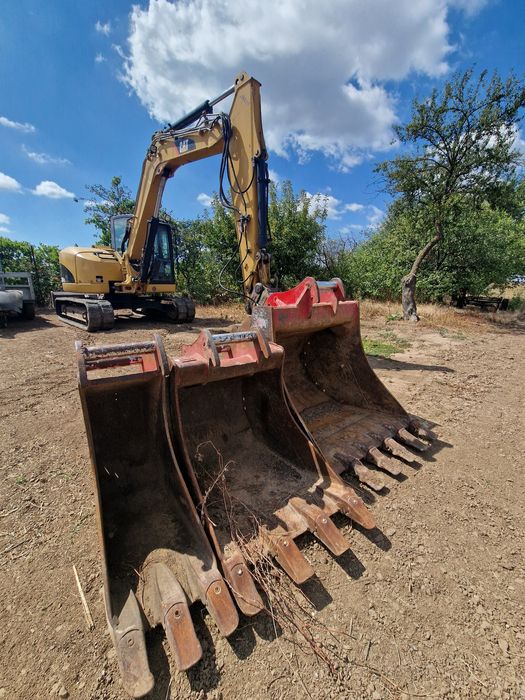 Inchriez cilindru compactor excavatoare incarcator frontal