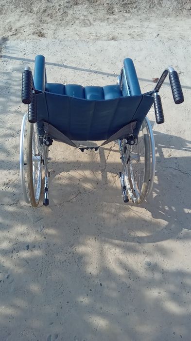 Инвалидной коляска.