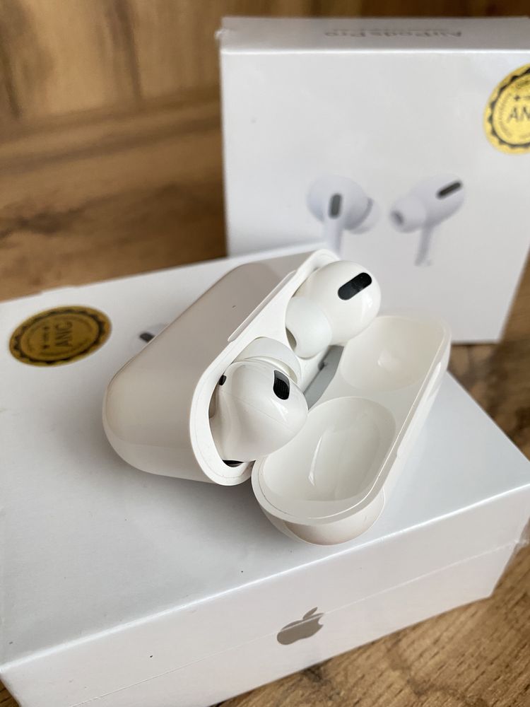 AirPods Pro в хорошем исполнении !