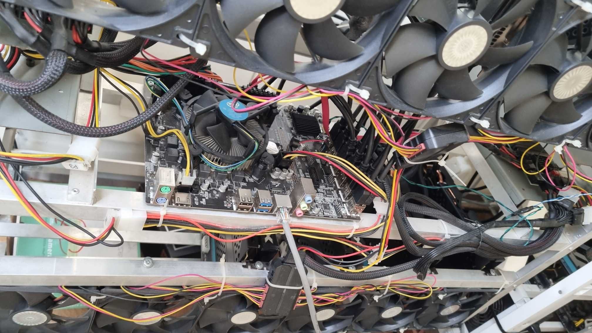 11x 580 8GB Mining Rig Копачка за криптовалути