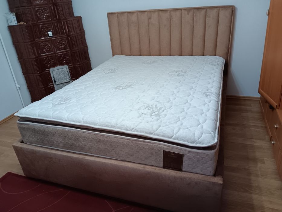 Pat dormitor cu saltea