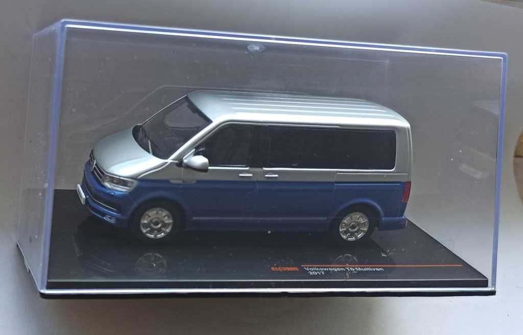 Macheta Volkswagen T6 Multivan Bulli 2017 - IXO 1/43 VW