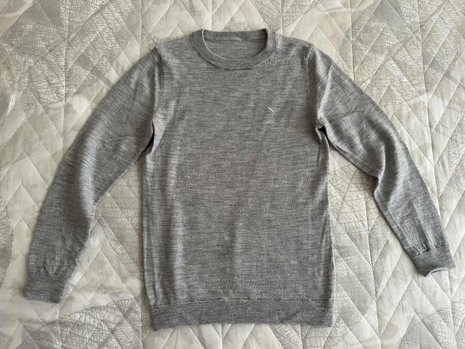 Дрехи за момче / пуловери до 137 см