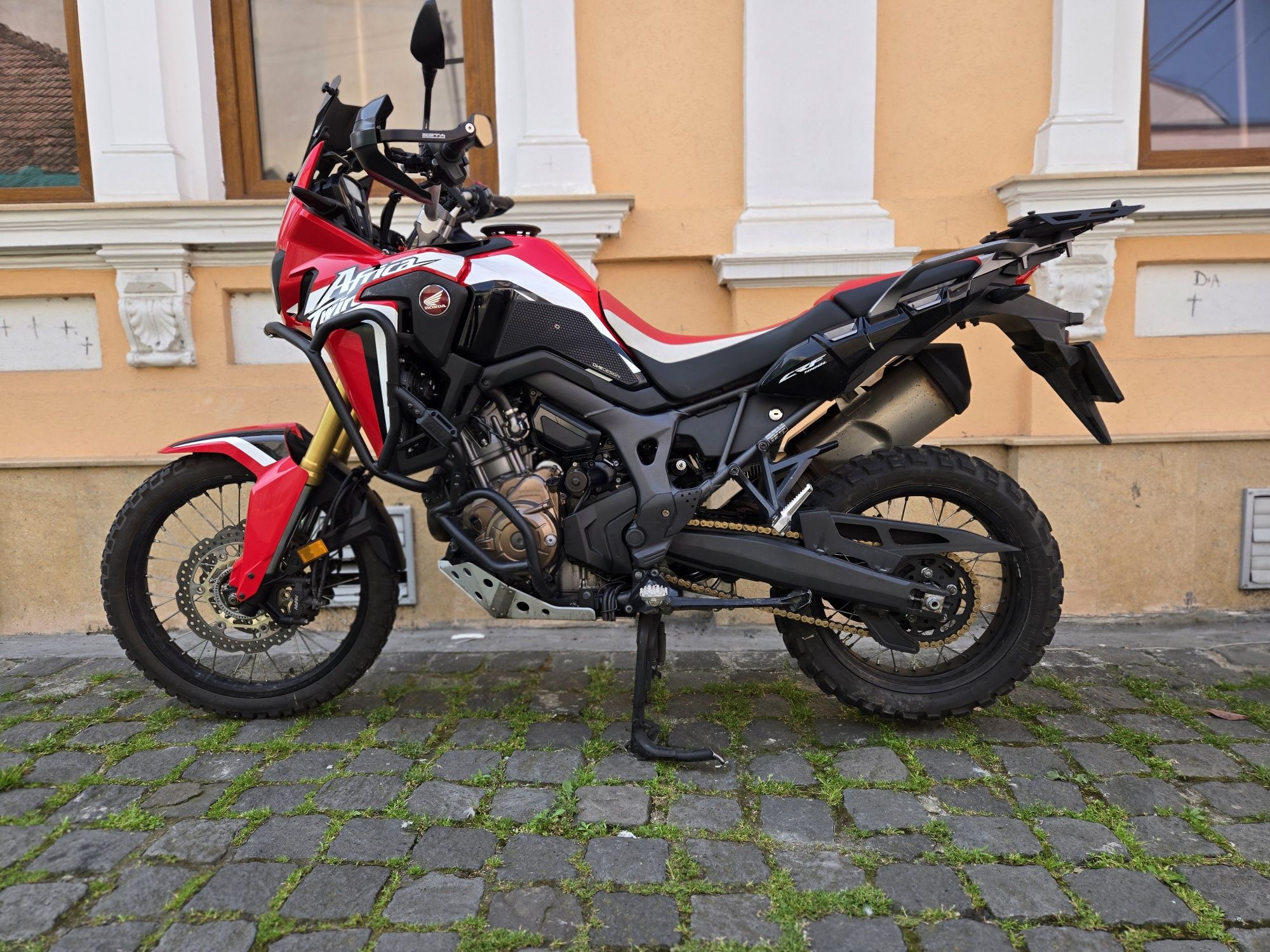 Honda Africa Twin DCT 2017 Suspensii Hyperpro