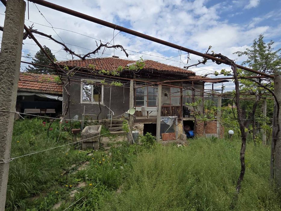 Продава се Къща в с. Катрище, Област Кюстендил - 170 кв.м за 240 €/кв.м - Снимка #2