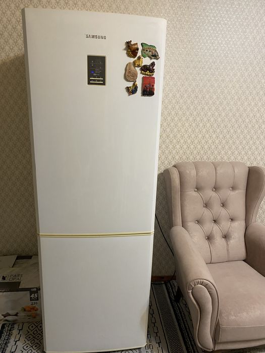 Продам холодильник SAMSUNG