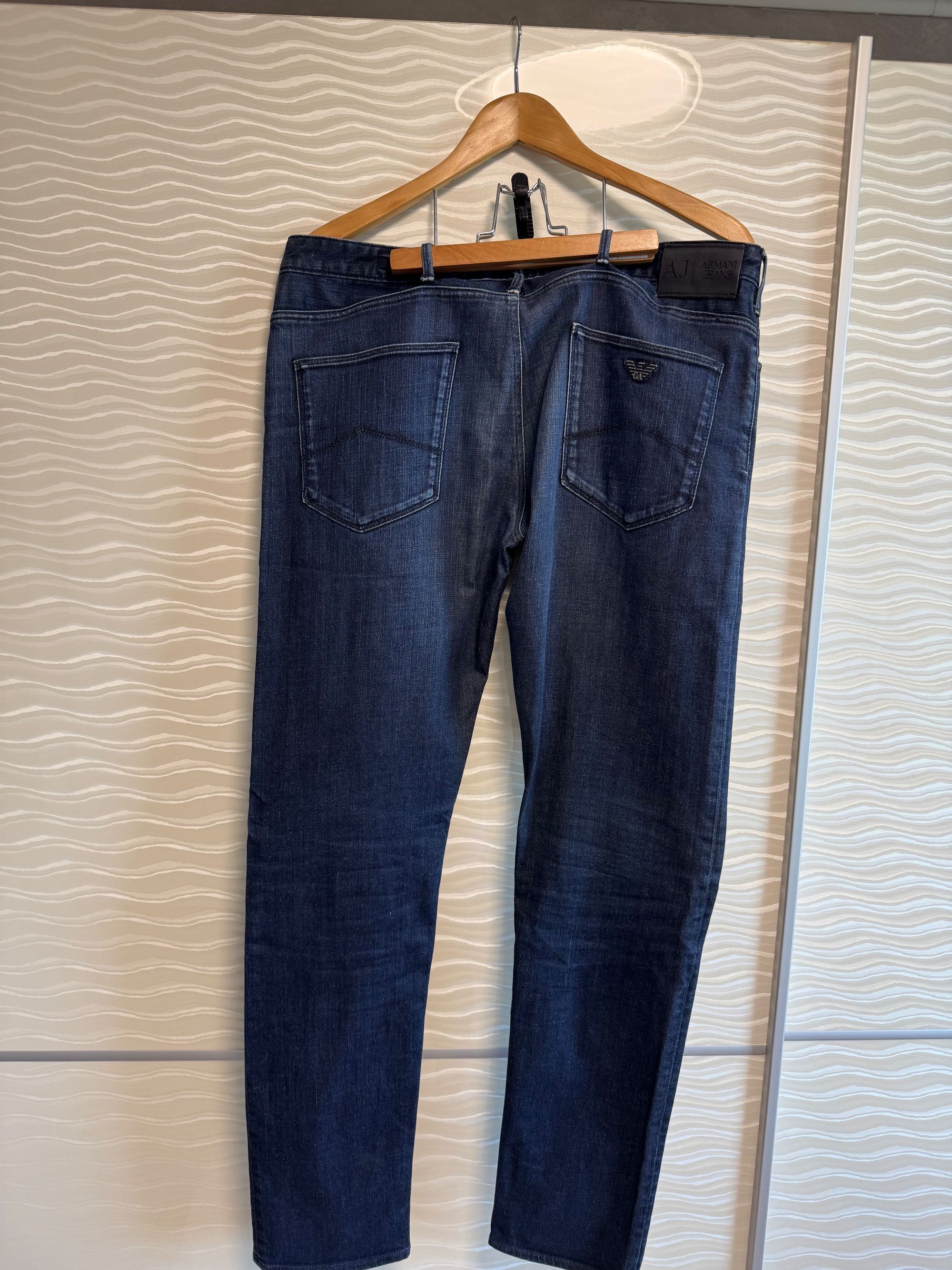 Armani, Iceberg, Saint Laurent, Fabiani