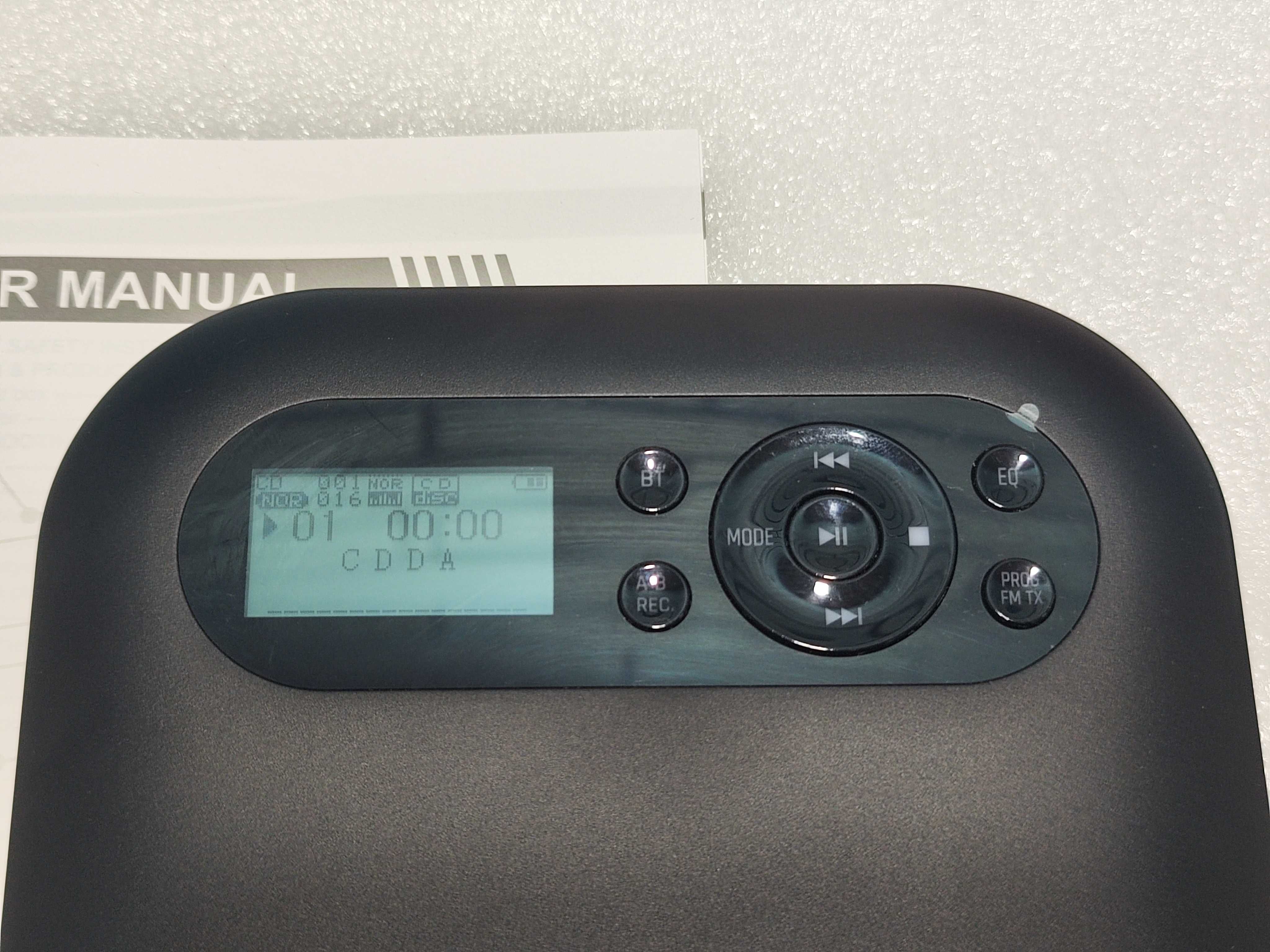 DESOBRY преносим CD плейър с Bluetooth, FM предавател и батерия