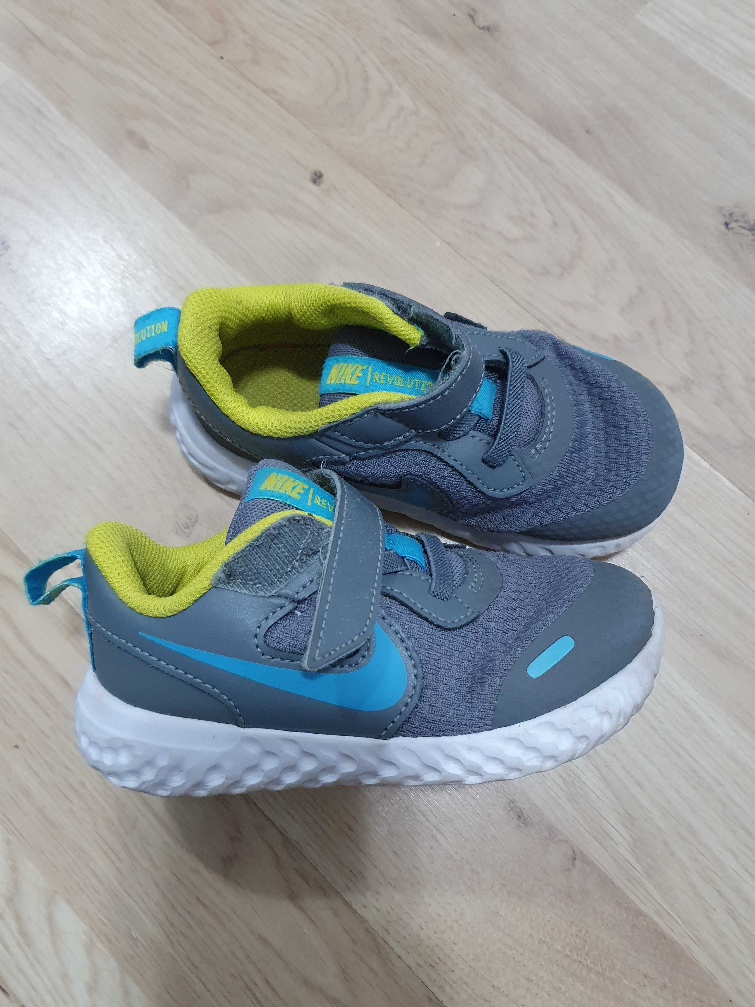 Adidasi copii Nike