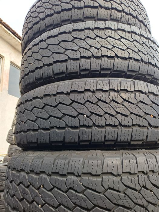 Гуми 235/65/17 Бриджстоун