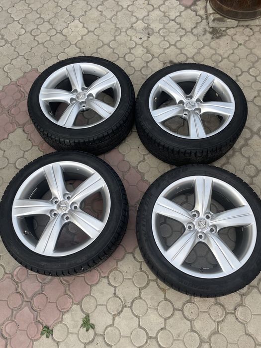 Комплект дисков с резиной