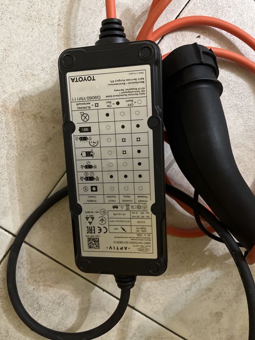 Incarcator auto electric(plug in)Toyota