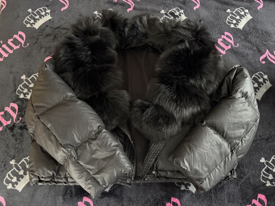 Geacă cu guler de blană