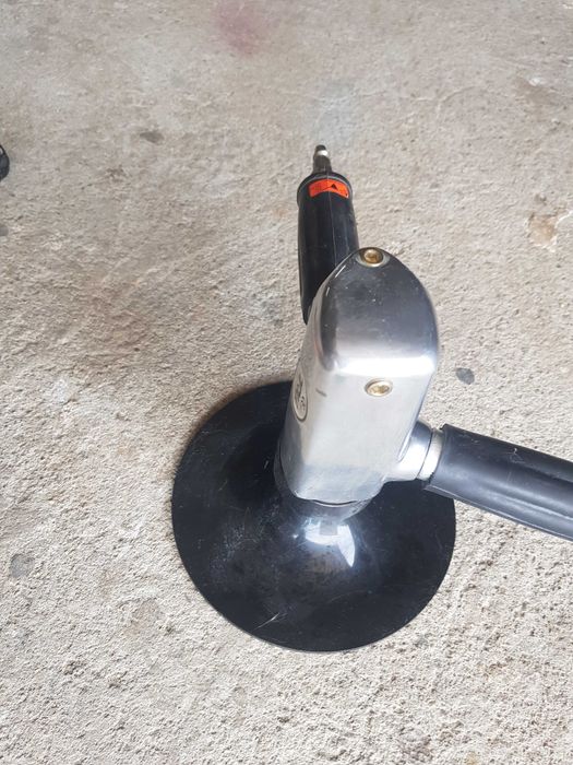 Masina polisat cu aer comprimat
