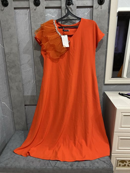 Продам нарчдные вещи новые размер 46-48