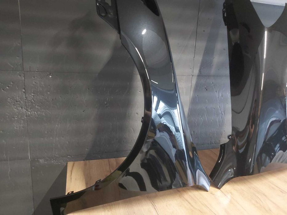 Aripa Fata Dreapta & Stanga Skoda Octavia 2/II 2008-2013 (F9R (Negru))