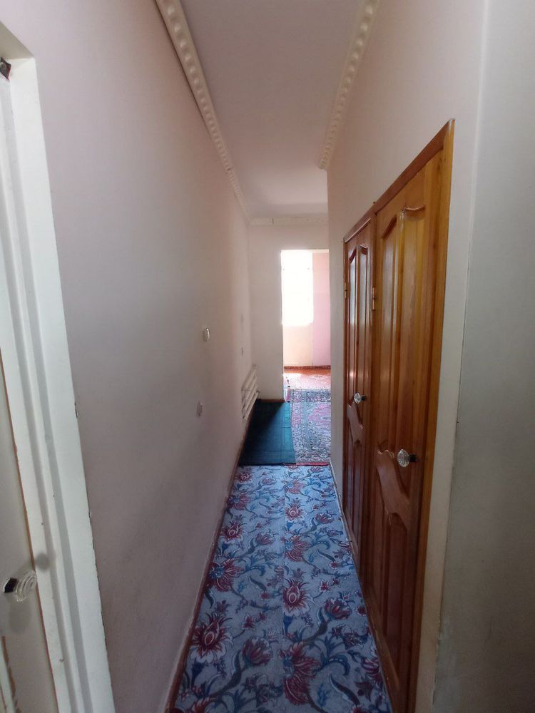 Продаётся квартира Юнусабад 13-кв, 4/4/4 СРОЧНО
