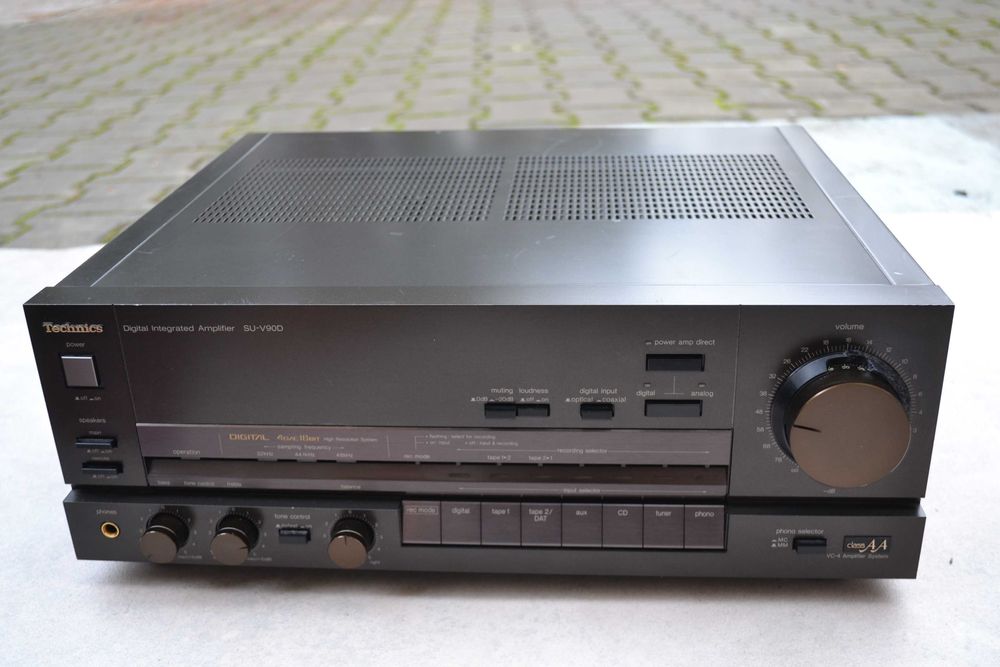 Amplificator Technics SU V 90 D