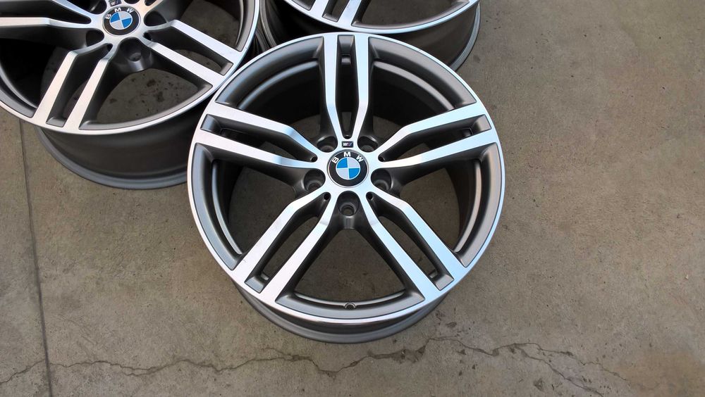 O janta fata si una spate 19 toli originale bmw X5 X6 M BMW 7849629