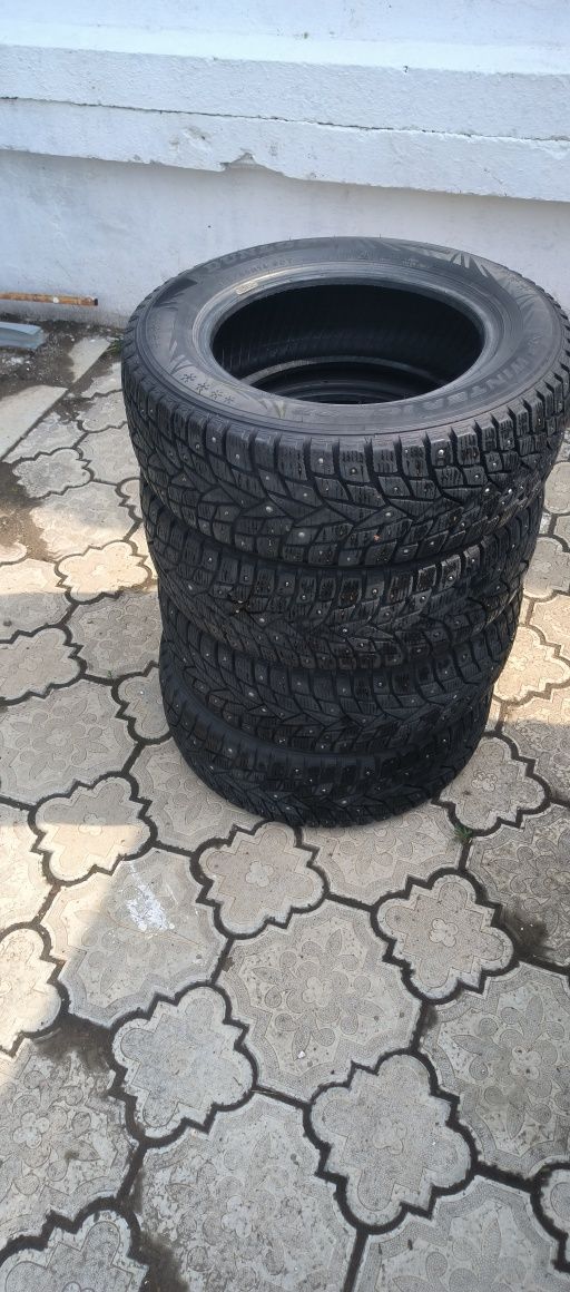 Продам зимние шины R14