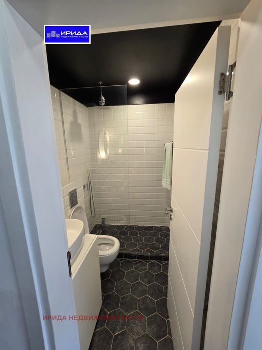 Продава се Двустаен апартамент в София, Център - 70 кв.м за 4143 €/кв.м - Снимка #7