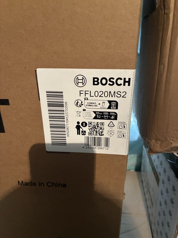 Cuptor cu microunde Bosch FFL020MS2 800W 20L