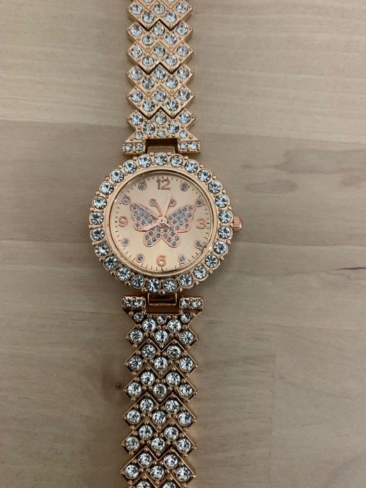 Дамски часовници- нови