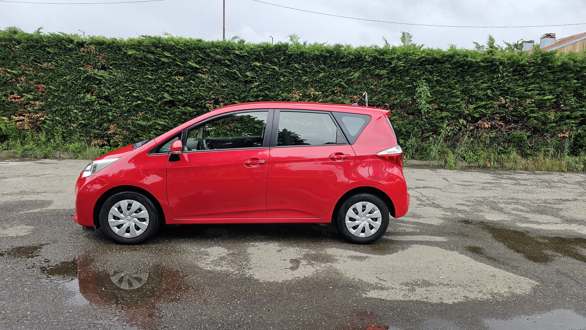 Toyota Verso S Motor 1.4 Benzina Euro 5 Navigație Mare Clima