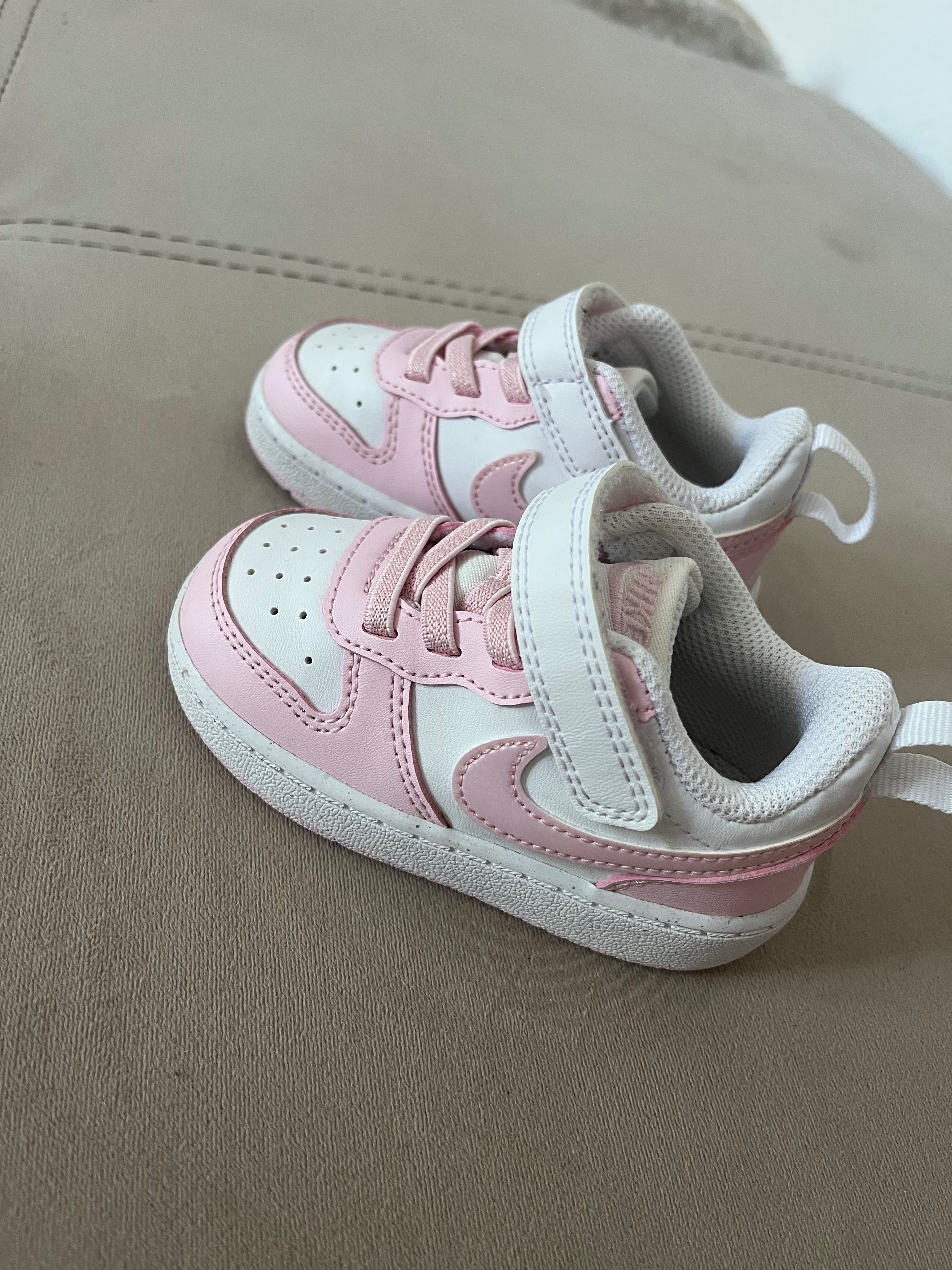 Nike маратонки - Спортни обувки Court Borough с велкро