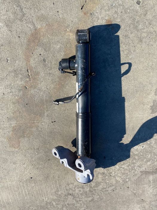 Amortizor spate dreapta VOLVO XC60 XC90 2018+ 31658926 32246747