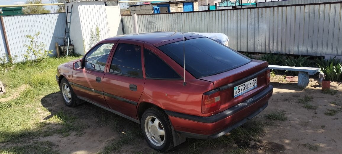 Opel vectra 1993.г.