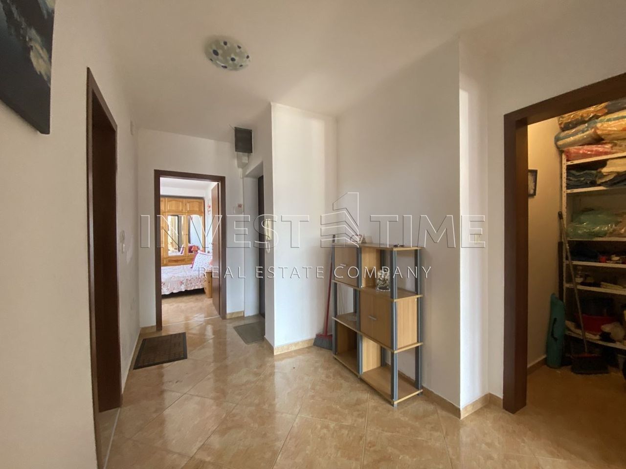 Продава се Тристаен апартамент в с. Кранево, Област Добрич - 90 кв.м за 945 €/кв.м - Снимка #2