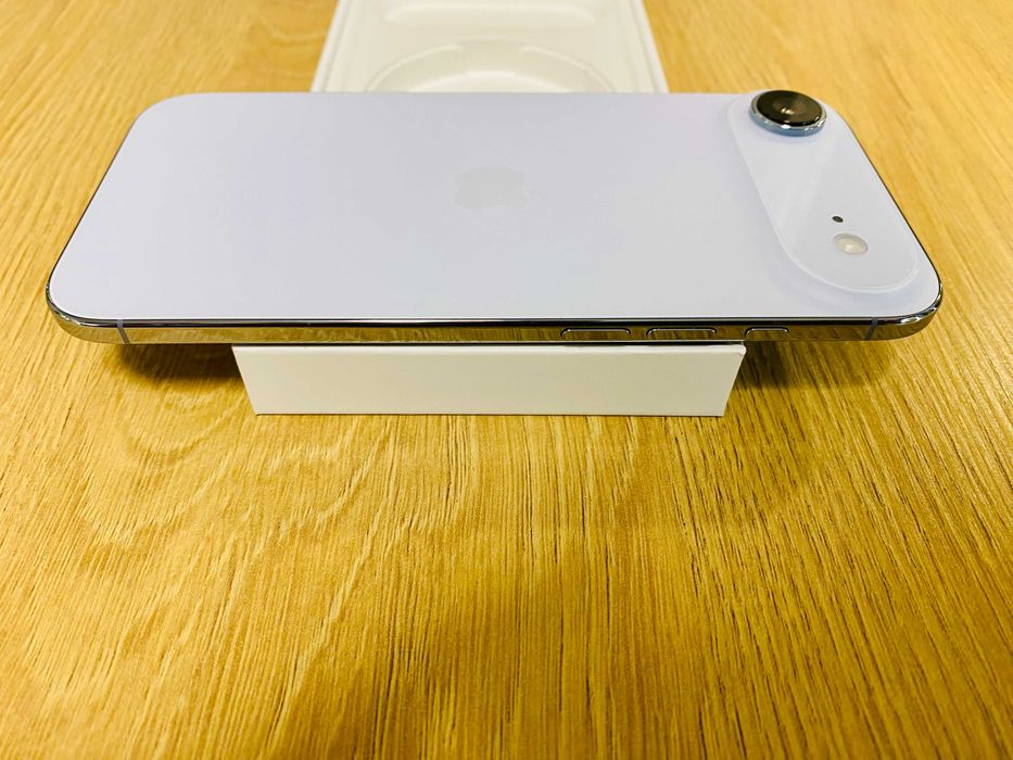 НОВ !!! Apple iPhone Air, 256GB, 5G, Sky Blue