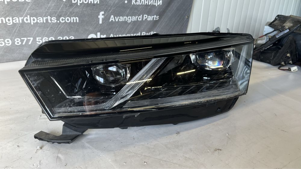 2 броя ляв и 1 десен фар Skoda Octavia 4 2019- Full LED