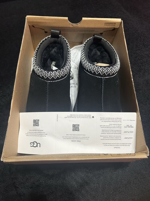 Ugg Tazz. Plata doar cu cardul,verificare colet