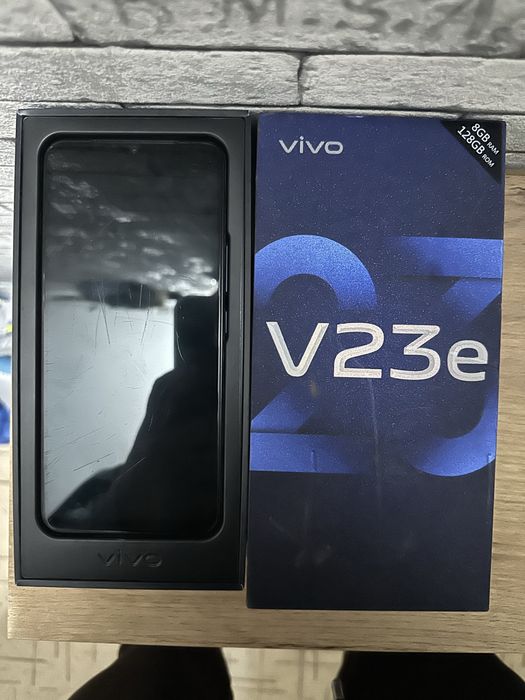 Смартфон Vivo V23e