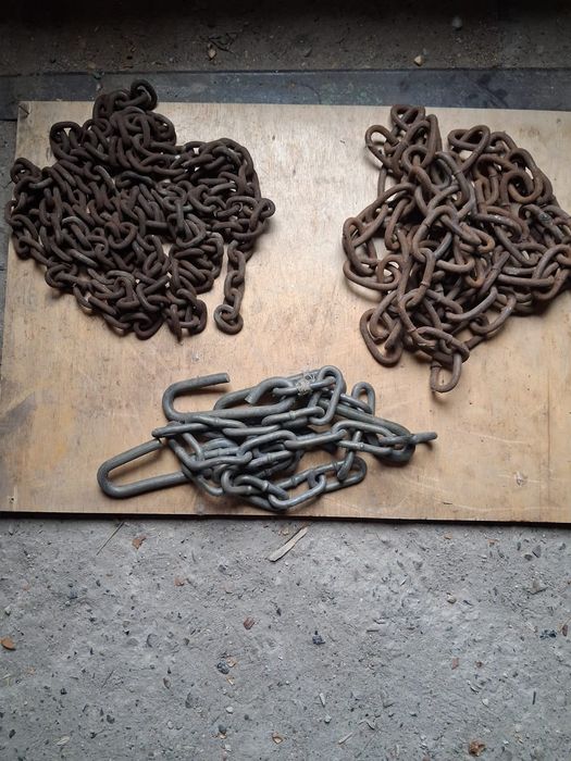 Продам          цепь