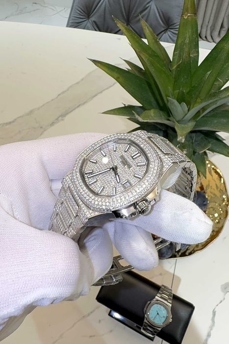 patek philippe nautilus сребро/пълен диамант
