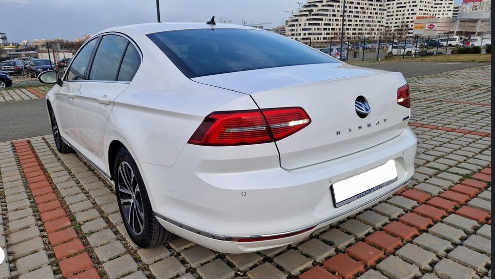 VW Pasat B-8. Highline-2.0-TDI*Alb Perlat*DSG*Acc*Virtual*Matrix*PIELE